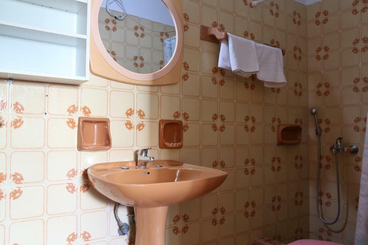Seaview Self Catering Apartment - Helen No 1 シロピカド エクステリア 写真