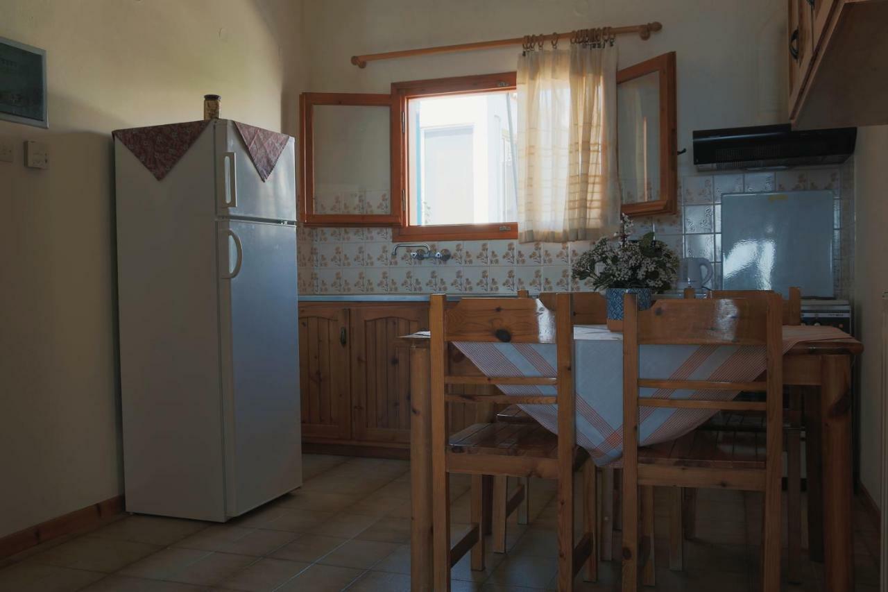 Seaview Self Catering Apartment - Helen No 1 シロピカド エクステリア 写真