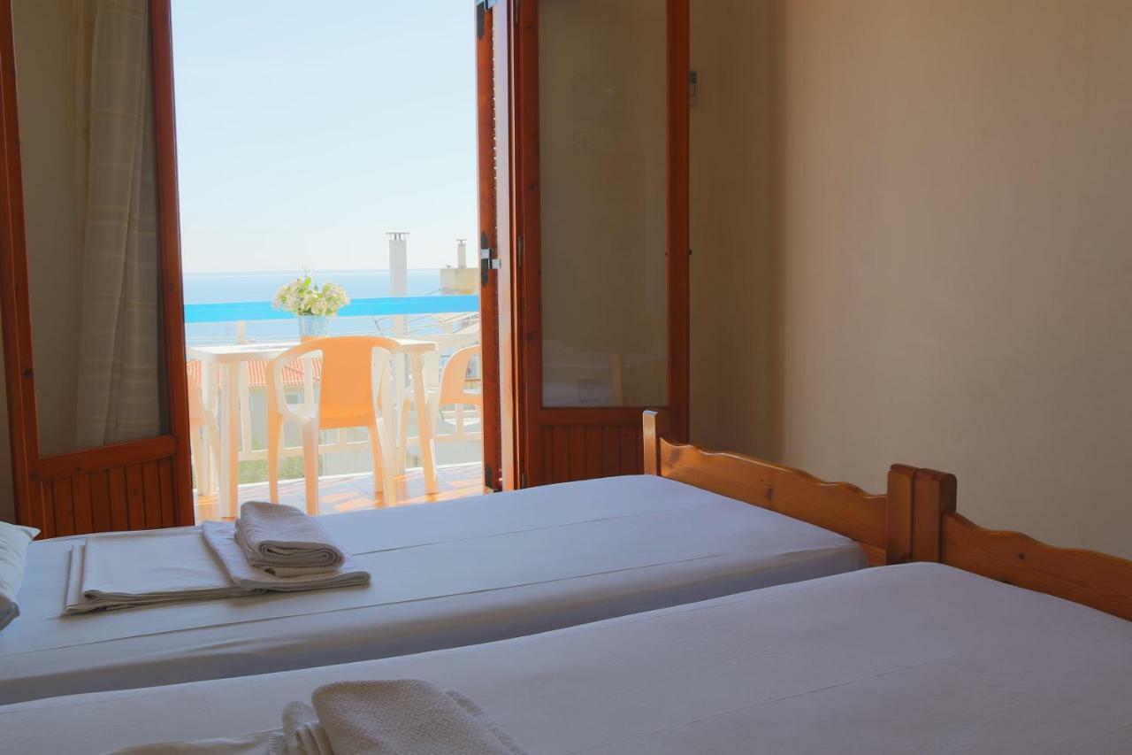 Seaview Self Catering Apartment - Helen No 1 シロピカド エクステリア 写真